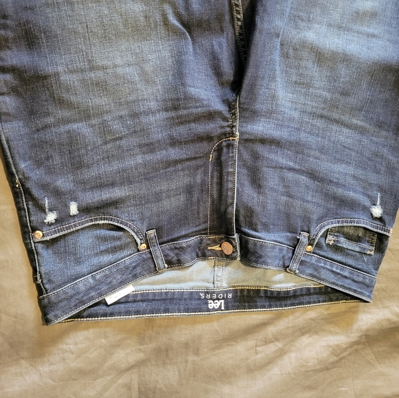 Lee Riders - Picture 3 of 5